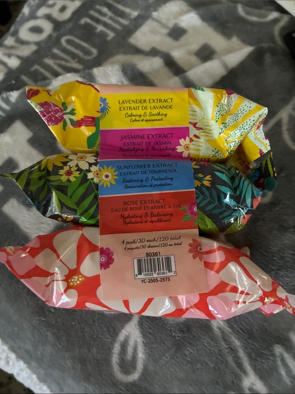 Floral Extracts Moisturizing Body Wipes - 3 pk nwt